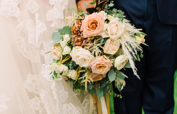 20 Tips For Planning Your Wedding Flowers
