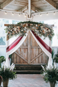 Wedding ceremony flowers